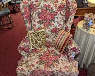 Fashion Furniture Company Wingback