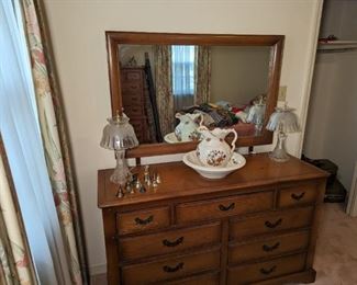 Link Tayler Dresser and Mirror