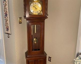 Ridgeway Grandfather Clock