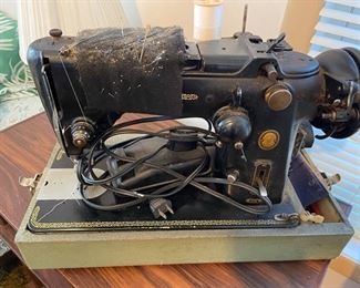 Singer sewing machine