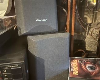 Pioneer speakers 
