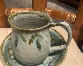 pottery 