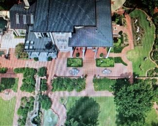 This exceptional 5134 square foot home was formally the home of Texas State Senator Thomas F. & Edna Pollard. 