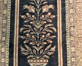 Small rug - 23 inches x 38 inches