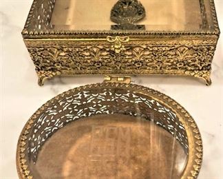 Small jewelry boxes