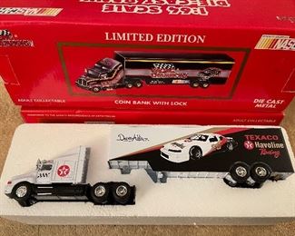 Racing Champions NASCAR Davey Allison 1:64 Scale Die Cast 2746/2828