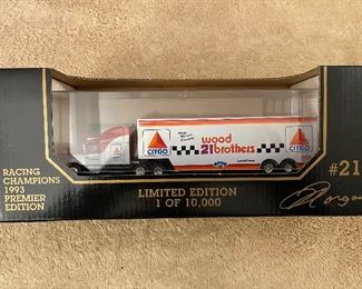 Racing Champions Morgan Shepherd NASCAR 1:87 Scale Die Cast 4377/10000