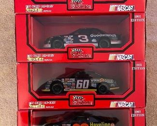 Racing Champions Alan Kulwicki, Dale Earnhardt, Mark Martin, Davey Allison NASCAR 1:24 Scale Die Cast
