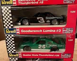 Revell Brett Bodine, Dale Earnhardt, Darrell Waltrip NASCAR 1:24 Scale Die Cast