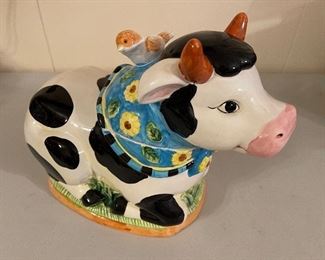 Vintage International Art Cow Cookie Jar