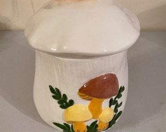 Vintage Mushroom Cookie Jar
