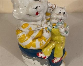 Vintage Cat and Kitten Cookie Jar — needs some TLC