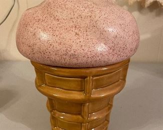 Vintage Ice Cream Cone Cookie Jar