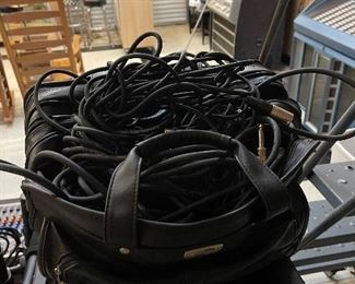 All the Cords that go to the Peavey Equipment. If all the Peavey equipment with purchased as a whole, the cords will be thrown in for free; otherwise, they will be priced individually. 