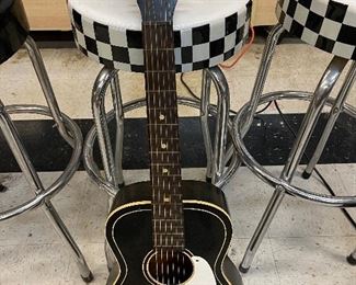 Vintage Silvertone Parlor Acoustic Guitar w/ hard case