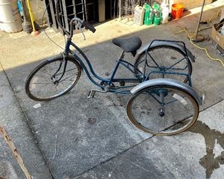 Vintage Schwinn Tri-Wheeler Town and Country