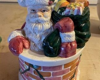 Vintage Santa Coming Down the Chimney Cookie Jar