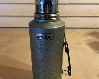Vintage Aladdin Stanley Half Gallon Thermos A945DH