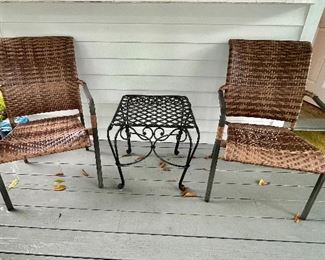 Outdoor table and chairs