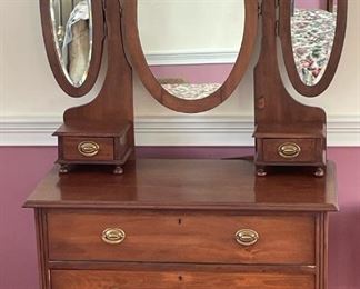 Vintage 3-drawer wooden dresser with 3 adjustable oval mirrors. 62.5" h x 35" w x 17" d.  Available for pre-sale starting 1/9/23. Text 615-854-8535 for more information and/or to arrange a time to view.