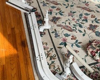 Acorn 180 stairlift unit - Dimensions are available on request. Original price $11,000. Open to serious offers! Available for pre-sale starting 1/9/23. Text 615-854-8535 for more information and/or to arrange a time to view.