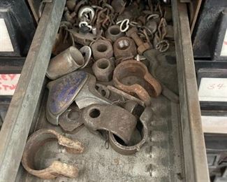 Misc. 34 Ford passenger car parts