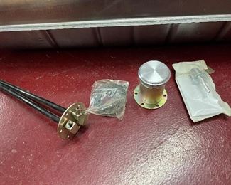 Gas tank -- 32-34 Ford