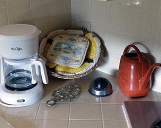 lots of vintage kitchen