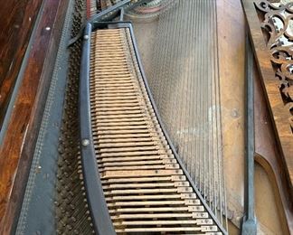 Antique Square Grand Piano Brazilian Rosewood Ihlseng & Narvesen	37x80x40in	HxWxD
