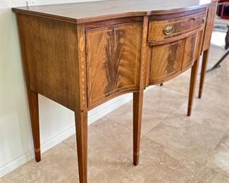 Biggs 207 Sideboard Hull Stratford	39x66x25ni	HxWxD
