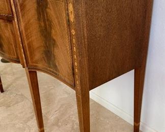 Biggs 207 Sideboard Hull Stratford	39x66x25ni	HxWxD
