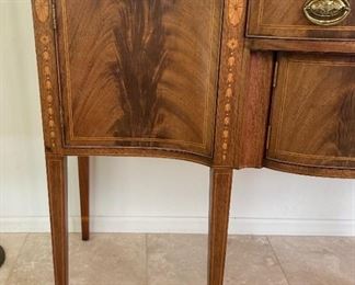 Biggs 207 Sideboard Hull Stratford	39x66x25ni	HxWxD
