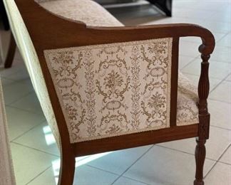 Federal Style Sofa Mahogany	35x72x28in	HxWxD
