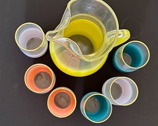 7pc West Virginia Glass Blend Pitcher & Glass Set	Pitcher 10in H	
