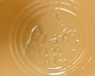 Vintage Fiesta Disc Pitcher Fiestaware Yellow	6 inches high	
