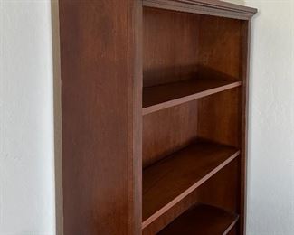 Thornwood Cherry 5-Shelf Bookcase	70 x 36 x 11in	HxWxD
