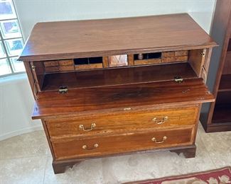 Antique Secretary Chest of Mahogany	41x47x23in	HxWxD
