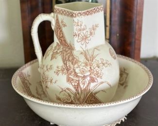 CW Turner & Sons Benedick Tunstall Pitcher & Bowl	Pitcher:    11.5 inches high Bowl: 14.75 inches diameter.	
