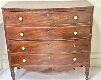 Bow Front Mahogany Dresser 4 Drawer	39 x 39.5 x 19.5in	
