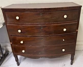 Bow Front Mahogany Dresser 4 Drawer	39 x 39.5 x 19.5in	
