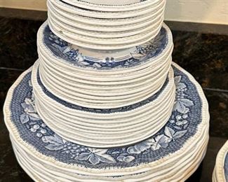 29pc Kensington Ironstone Somerset China	29 piece	

