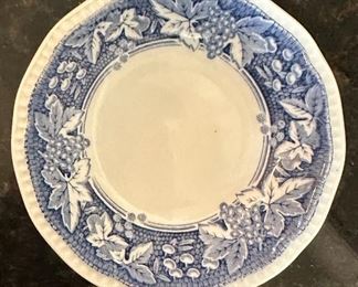 29pc Kensington Ironstone Somerset China	29 piece	
