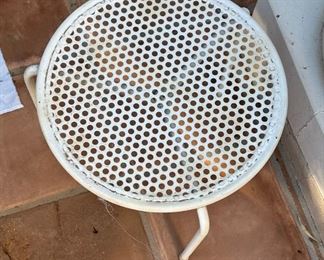 Small White Iron table		
