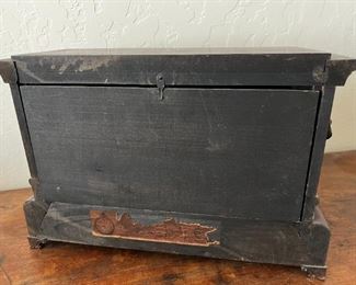 Seth Thomas wooden mantel clock	11.5  x 18  x 7in	HxWxD
