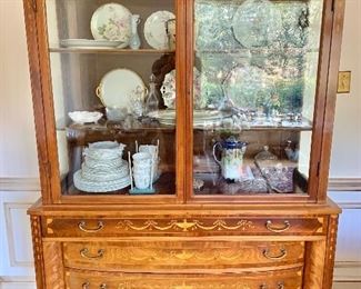 Vintage English Adams Revival inlay bellflowers glass front display cabinet