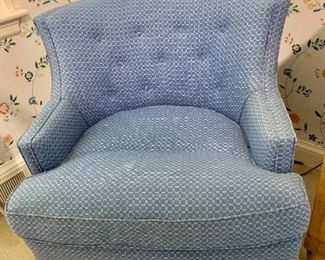 Vintage arm chair