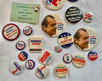 Politiical campaign buttons