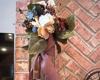 Vtg. Brownie Hawkeye camera