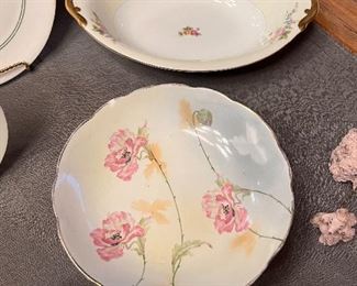 Vtg. Hand painted plates and more 