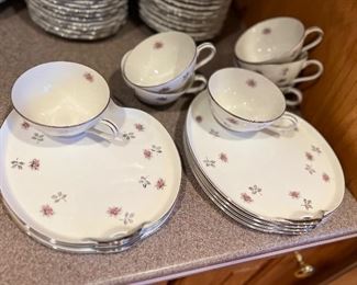7 Vtg. Luncheon sets w/plate and cup